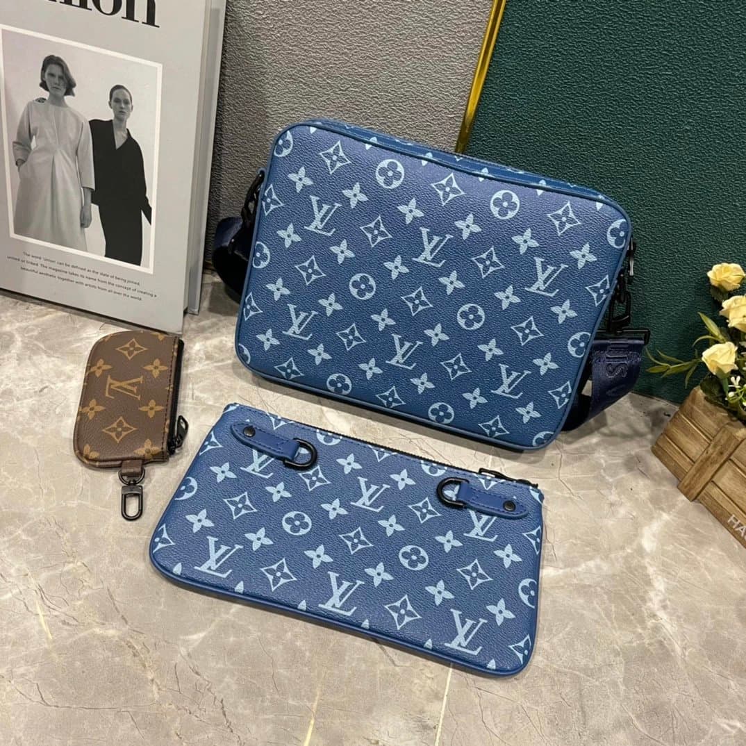 Louis Vuitton Monogram Canvas Set Blue and Brown Monogram