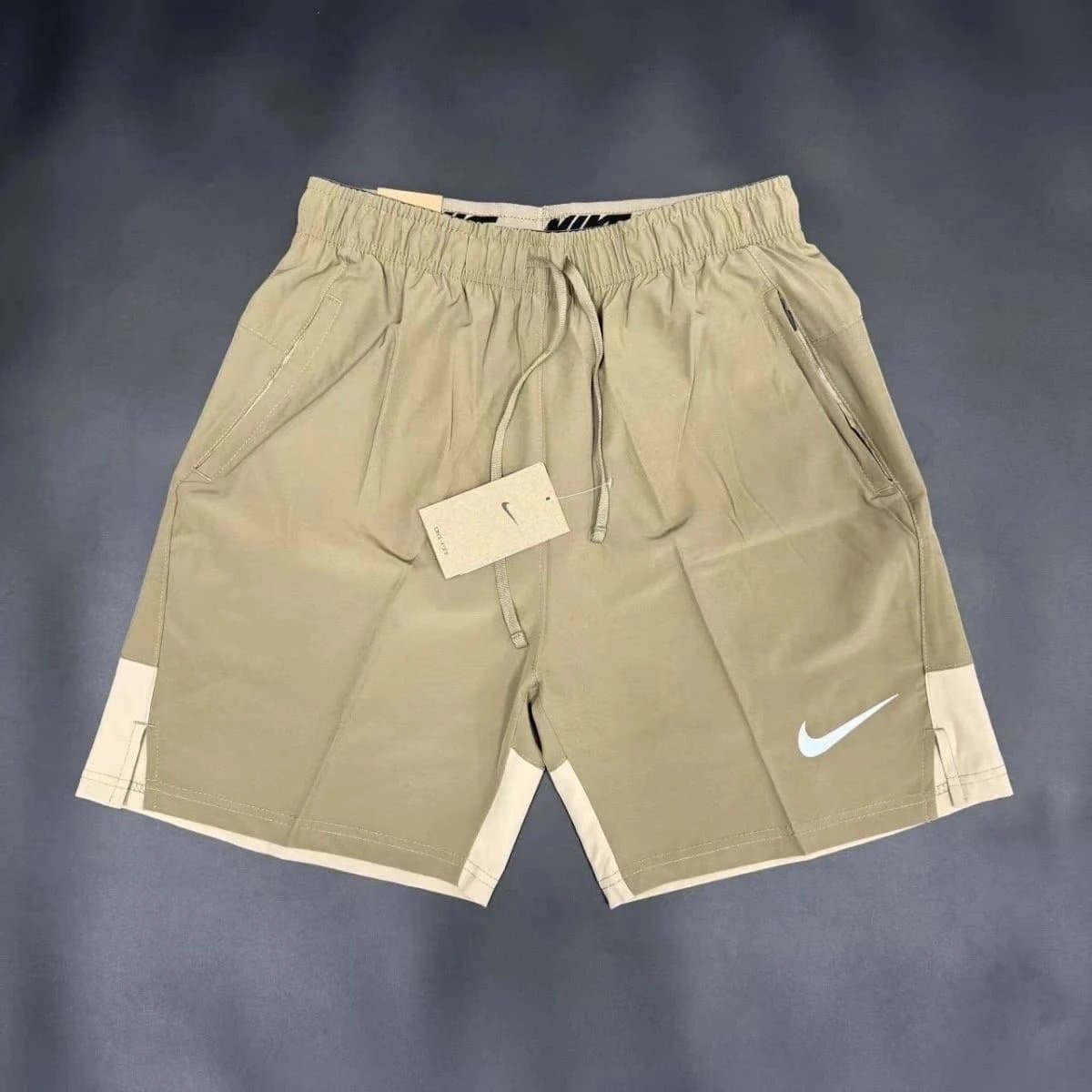 Nike Sportswear Shorts Two-Tone