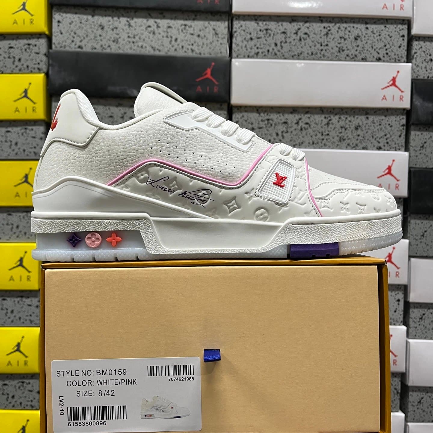 Louis Vuitton × Jordan LV Trainer White/Pink