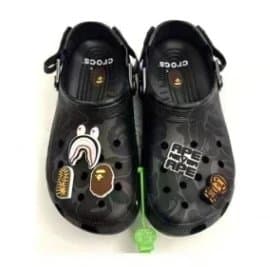 Crocs Classic Clog Hello Kitty — DG版 CROCS bape  黑色