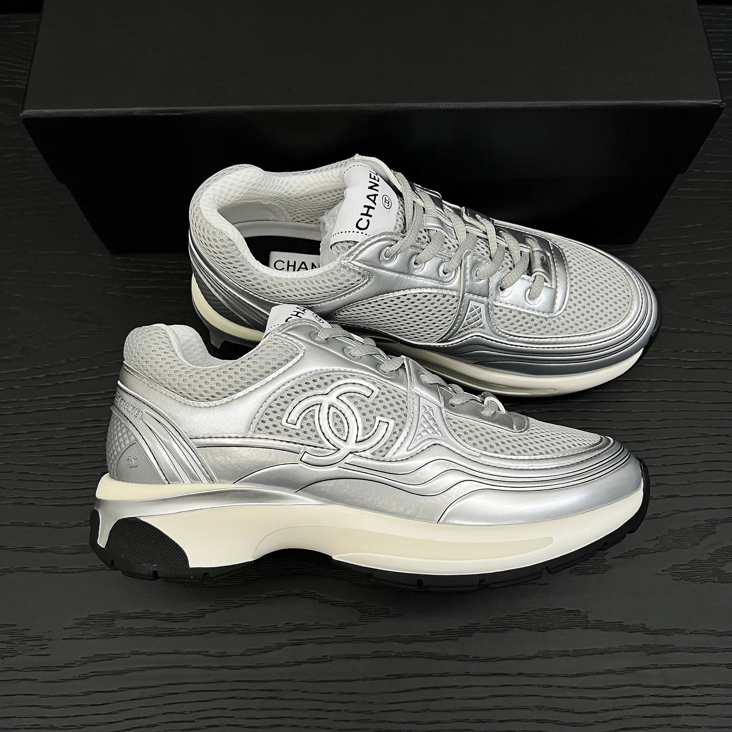 Chanel Sneaker Multi-Material — B02