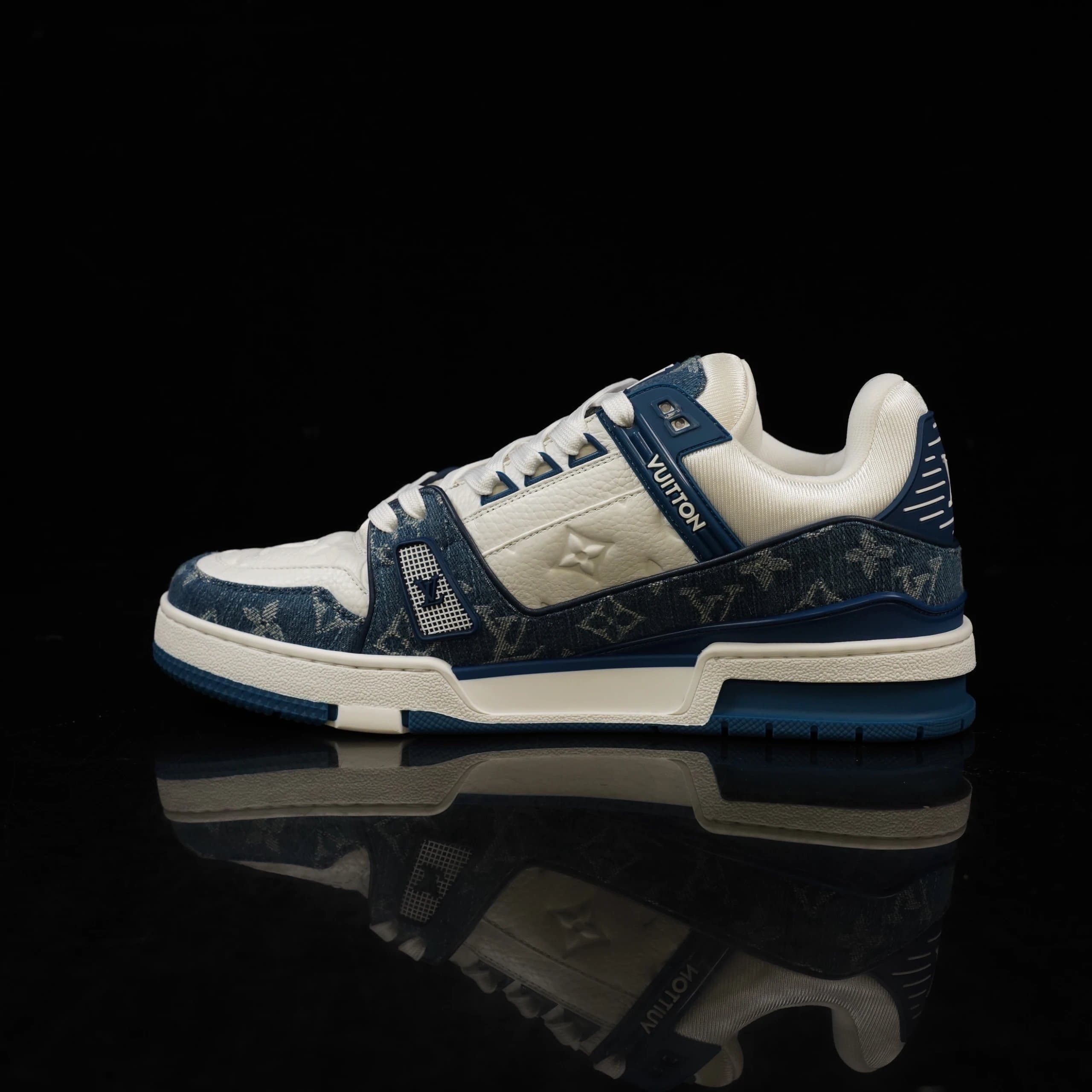 Louis Vuitton LV Trainer Monogram Brown — 尺码备注 · Iv 蓝牛仔