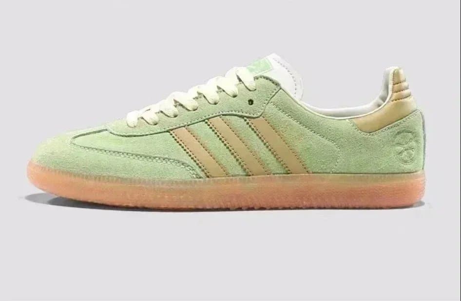Adidas Samba Classic — 20
