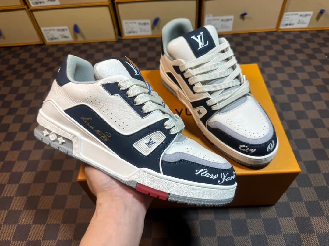 Louis Vuitton LV Trainer Monogram Red White — 新佛山 · 纽约限定32