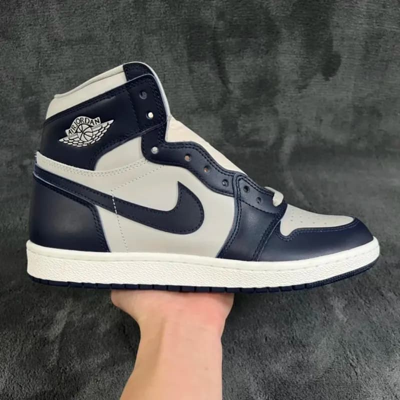 Air Jordan 1 High Midnight Navy