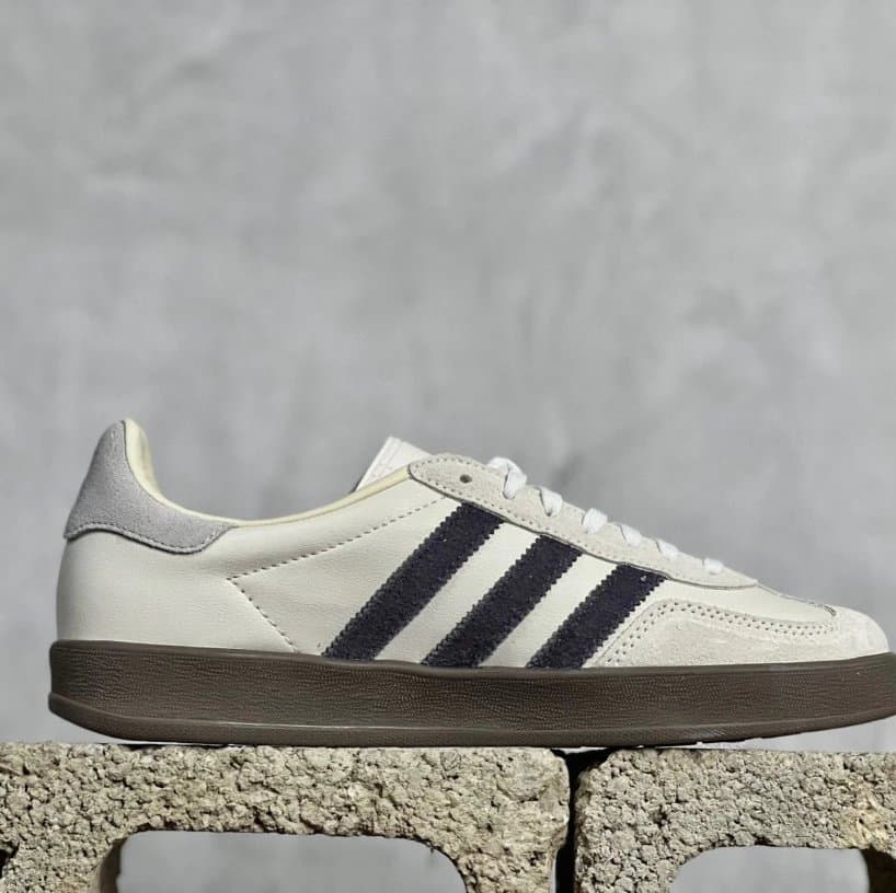Adidas Gazelle Core Black — 米黑 IH8548