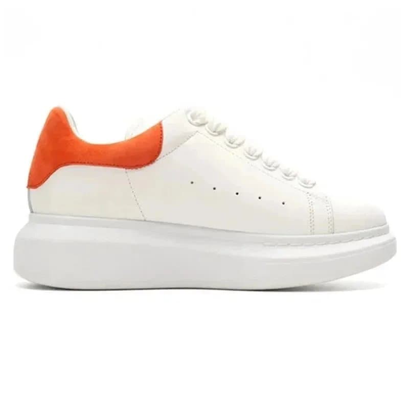Alexander McQueen Sneaker McQueen Logo — 17