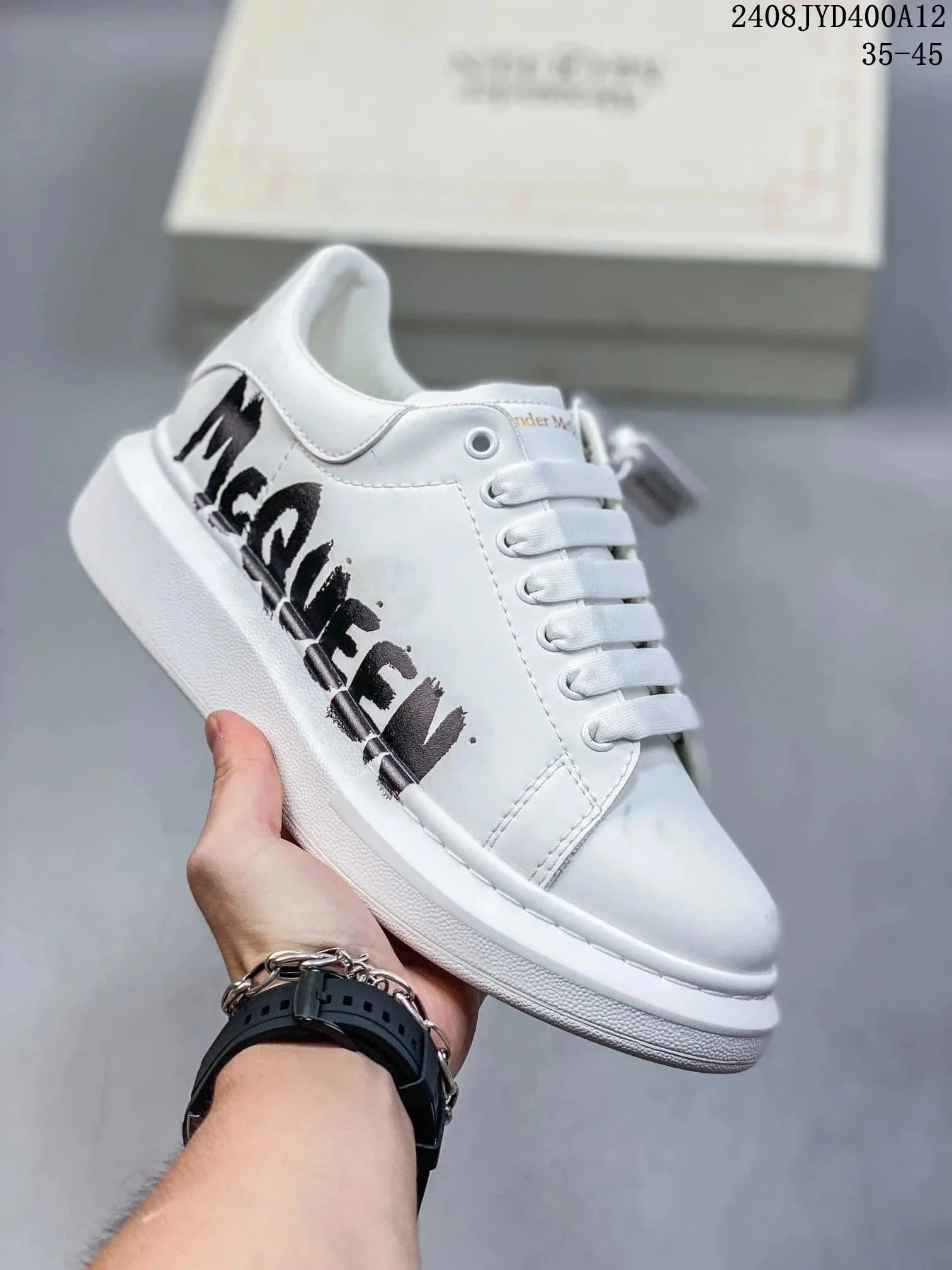 Alexander McQueen Sneaker Painted Logo