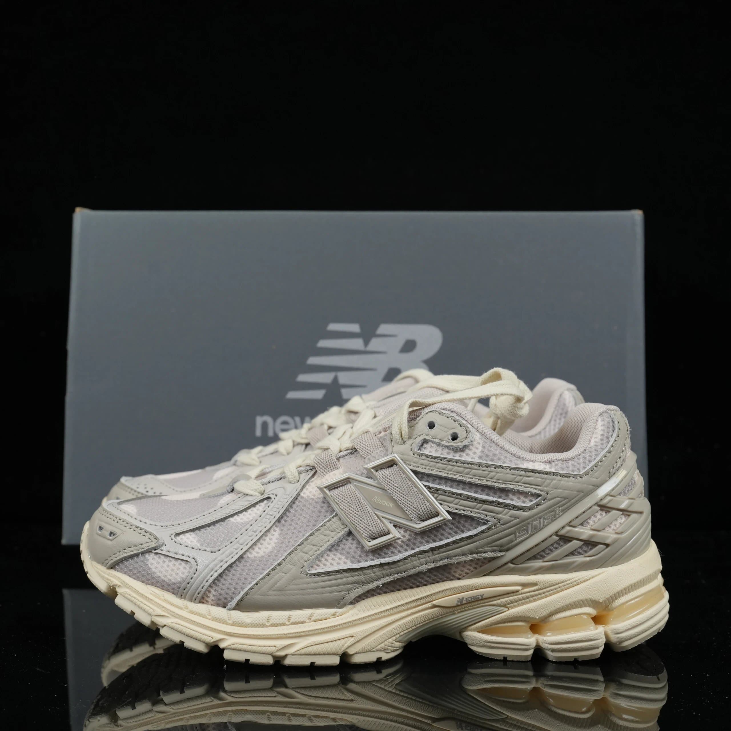 New Balance 1906R White Red — M1906RPA · 36-47含半码 （下单尺码备注）