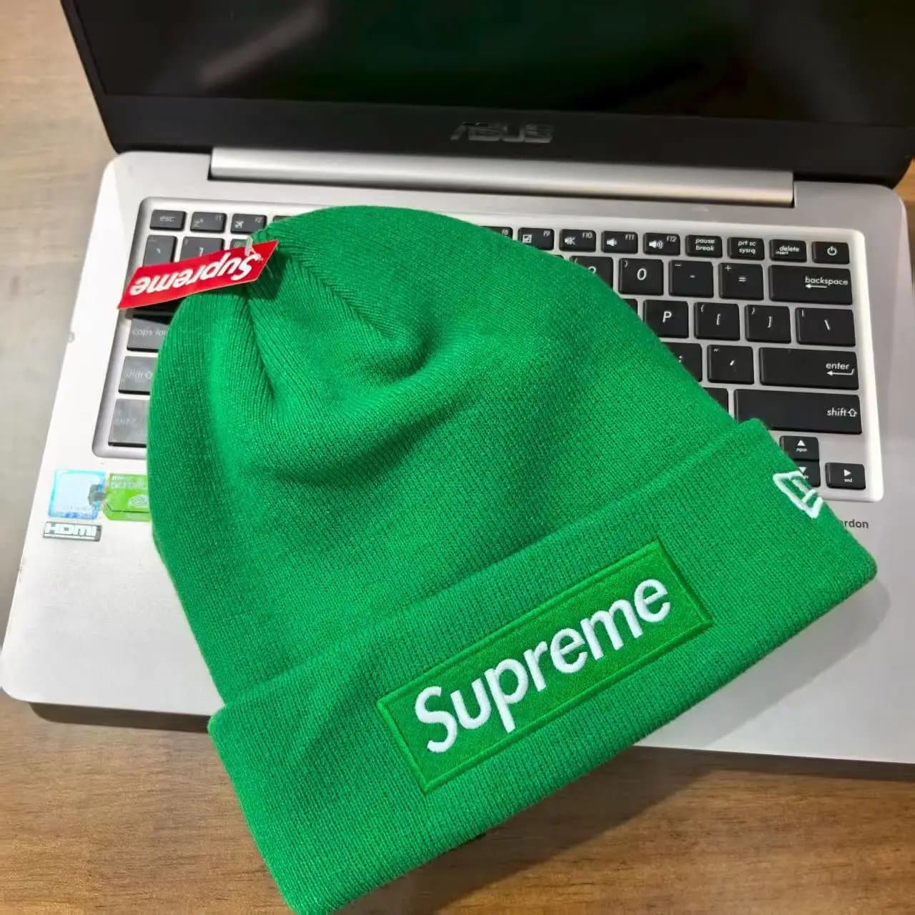 Supreme × New Era Box Logo Beanie Embroidered Box Logo