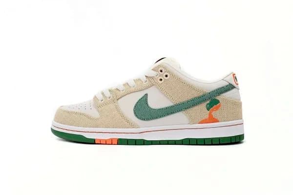 Nike × Travis Scott SB Dunk Low Cactus Jack