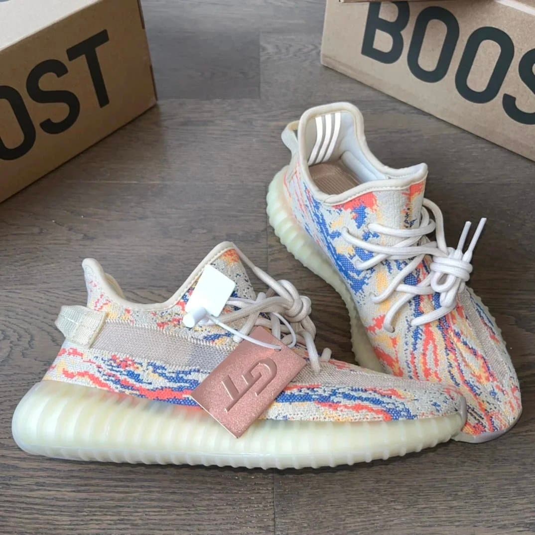 Yeezy Boost 350 V2 Zebra
