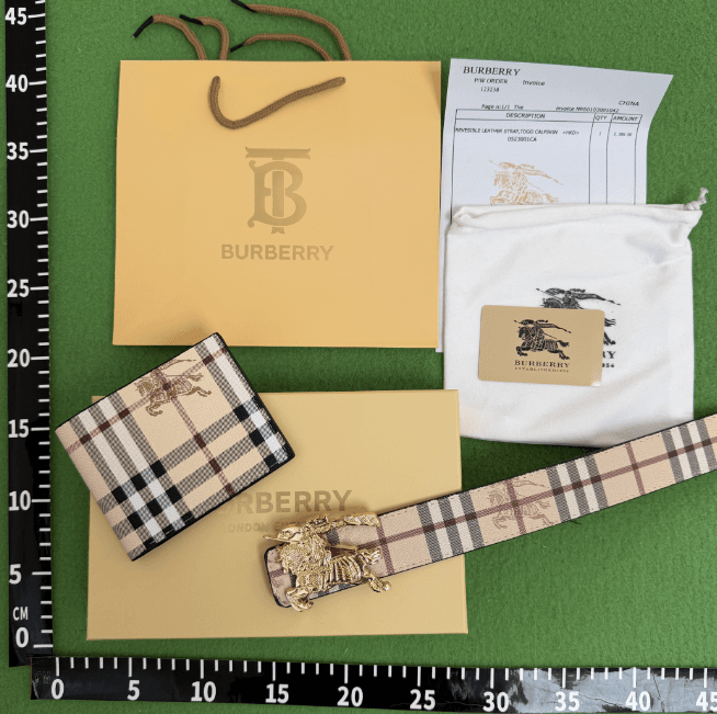 Louis Vuitton LV Monogram Canvas Wallet & Belt Set Monogram Eclipse — 38Burberry belt【带钱包】