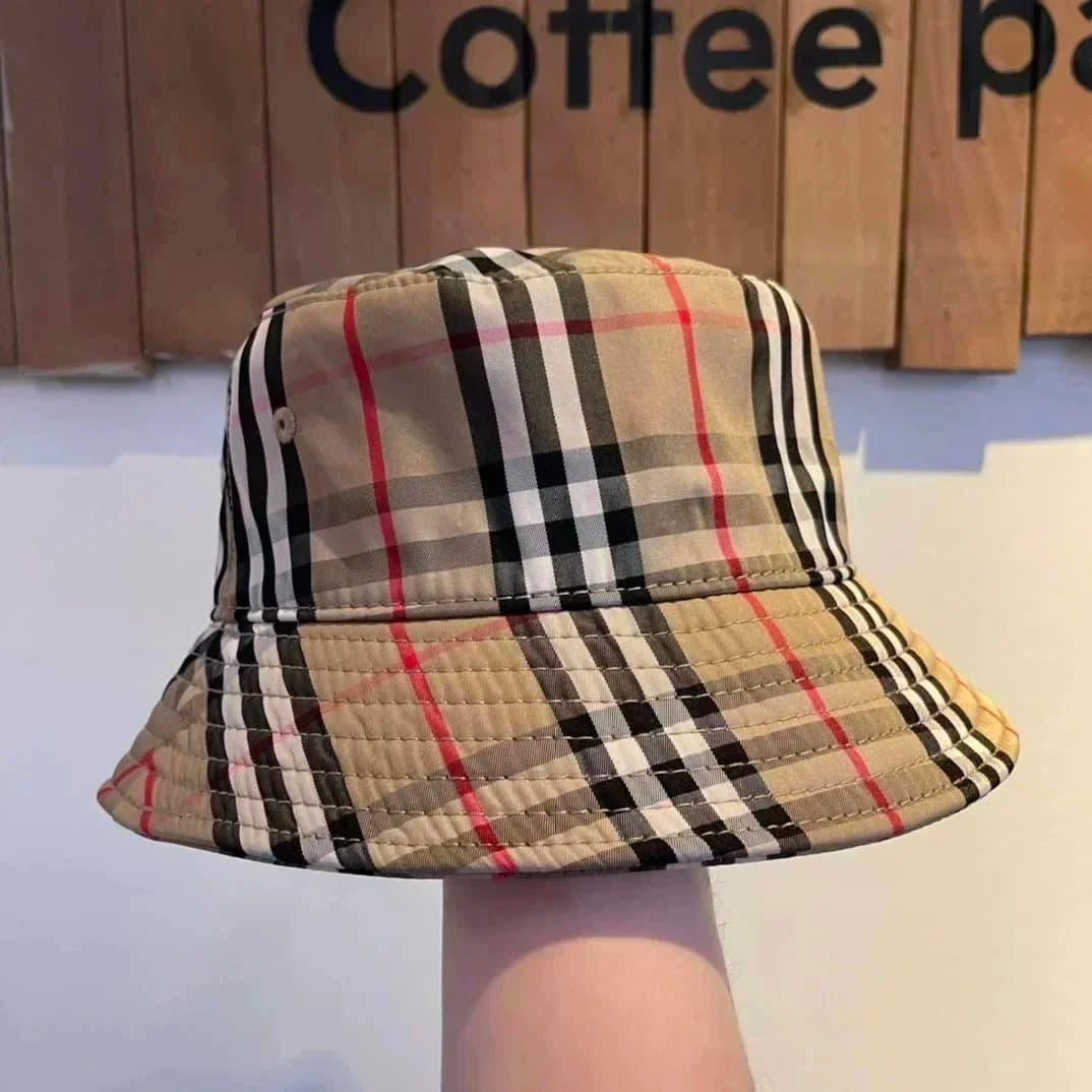 Fendi Baseball Cap FF Monogram — Burberry 10-MZ016