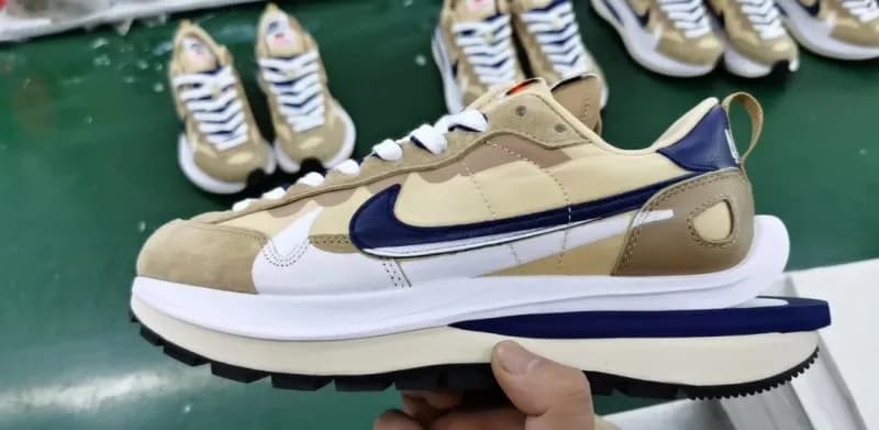 Nike × Sacai LDWaffle Beige Navy