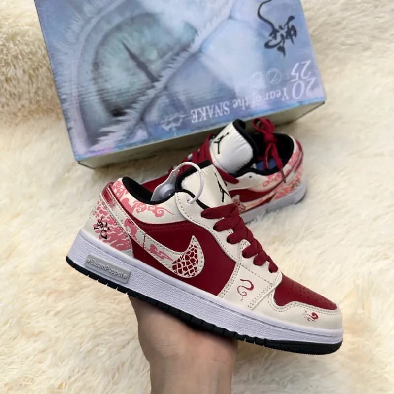 Nike Dunk Low Metallic Silver — 高版本 蛇来运转