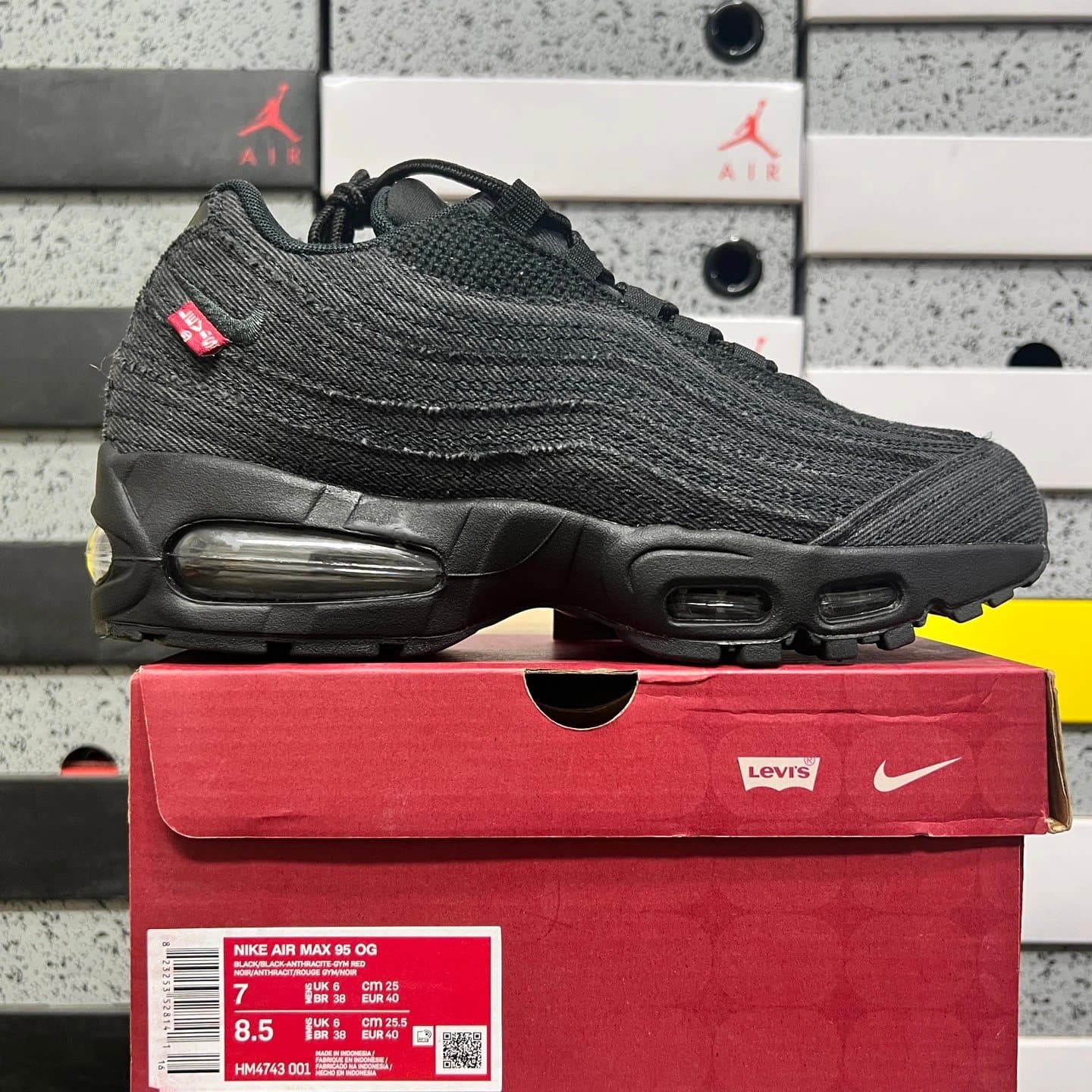 Nike Air Max 95 Essential Triple Black — HM4743-001 牛仔黑 · WE版