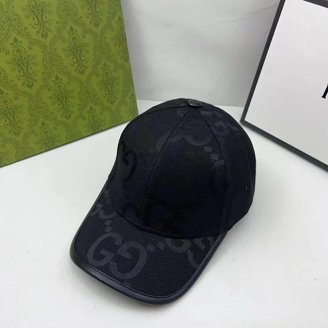 Gucci Baseball Cap GG Monogram — 35