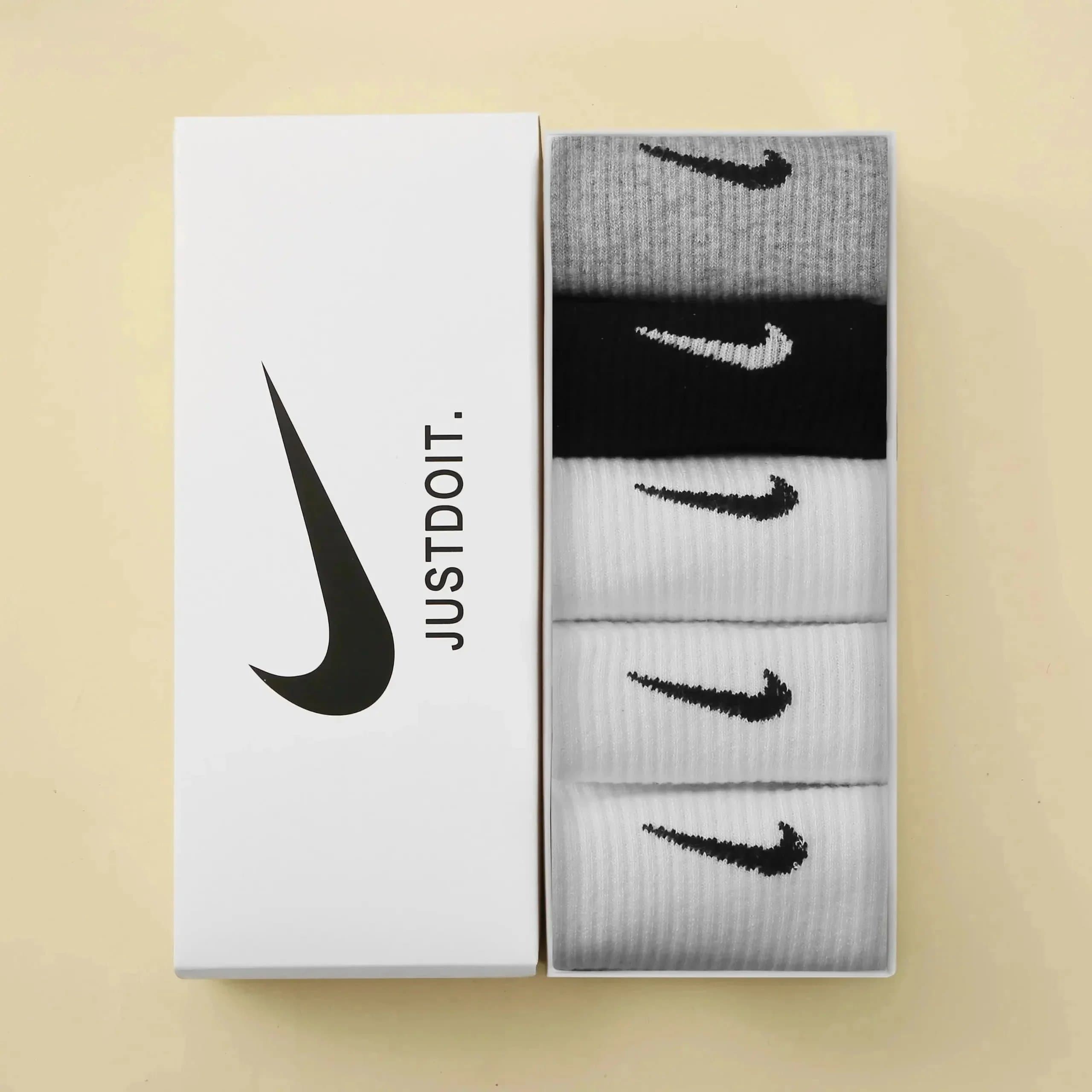 Adidas Crew Socks Logo Stripe — 5 pairs【3white+1grey+1black】
