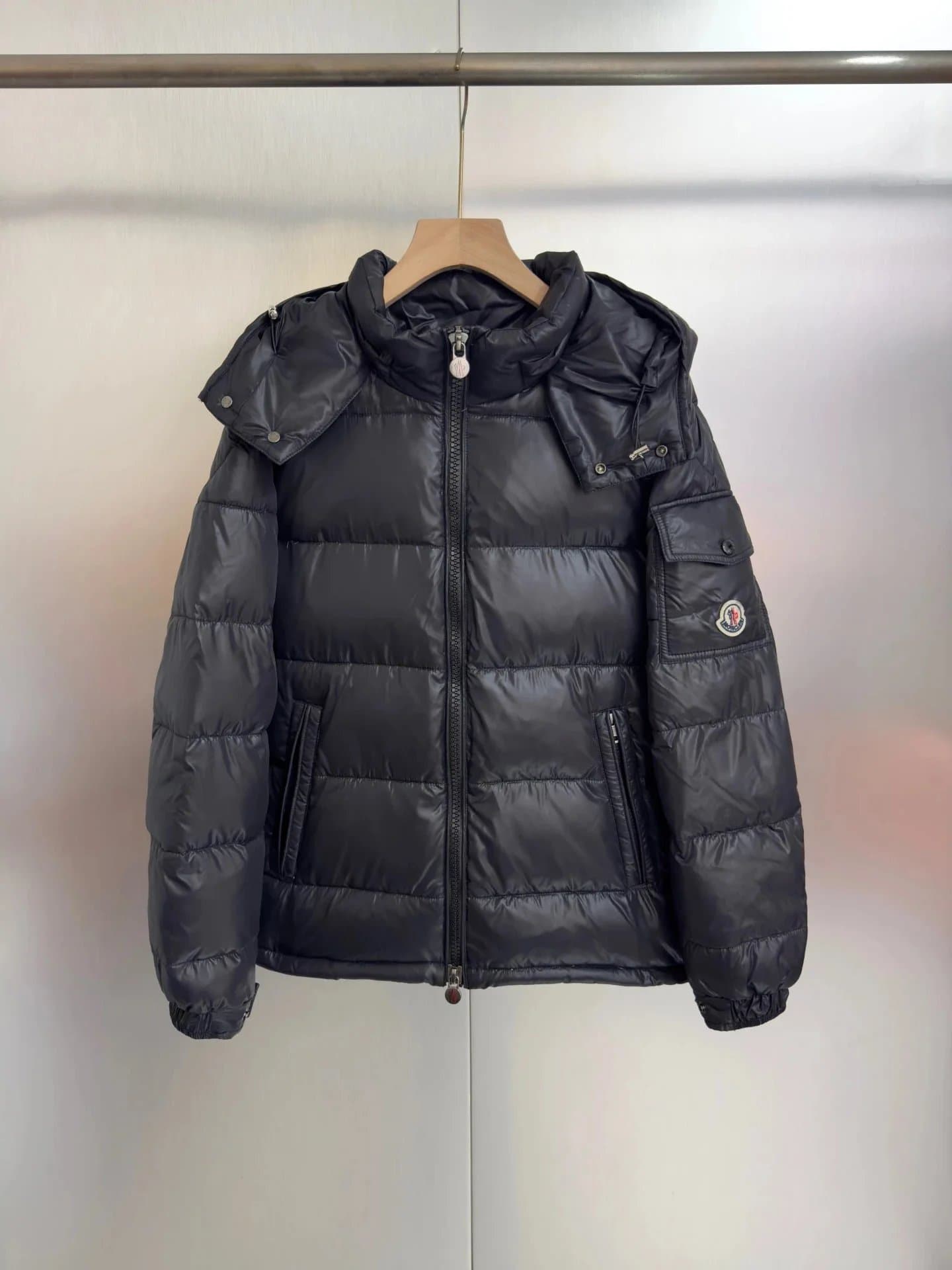 Moncler Puffer Jacket Logo Patch — 20