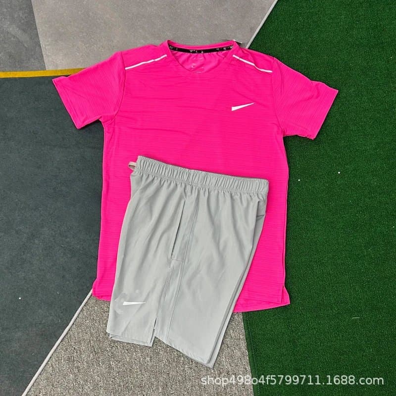 Nike Training Set Vibrant Pink and Grey
