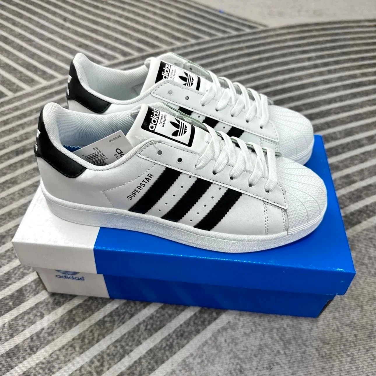 Adidas Superstar Classic