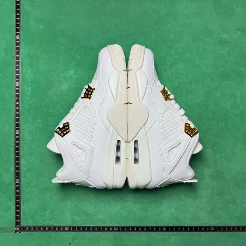 Air Jordan 4 Bred — 11号米白金AQ9129 170