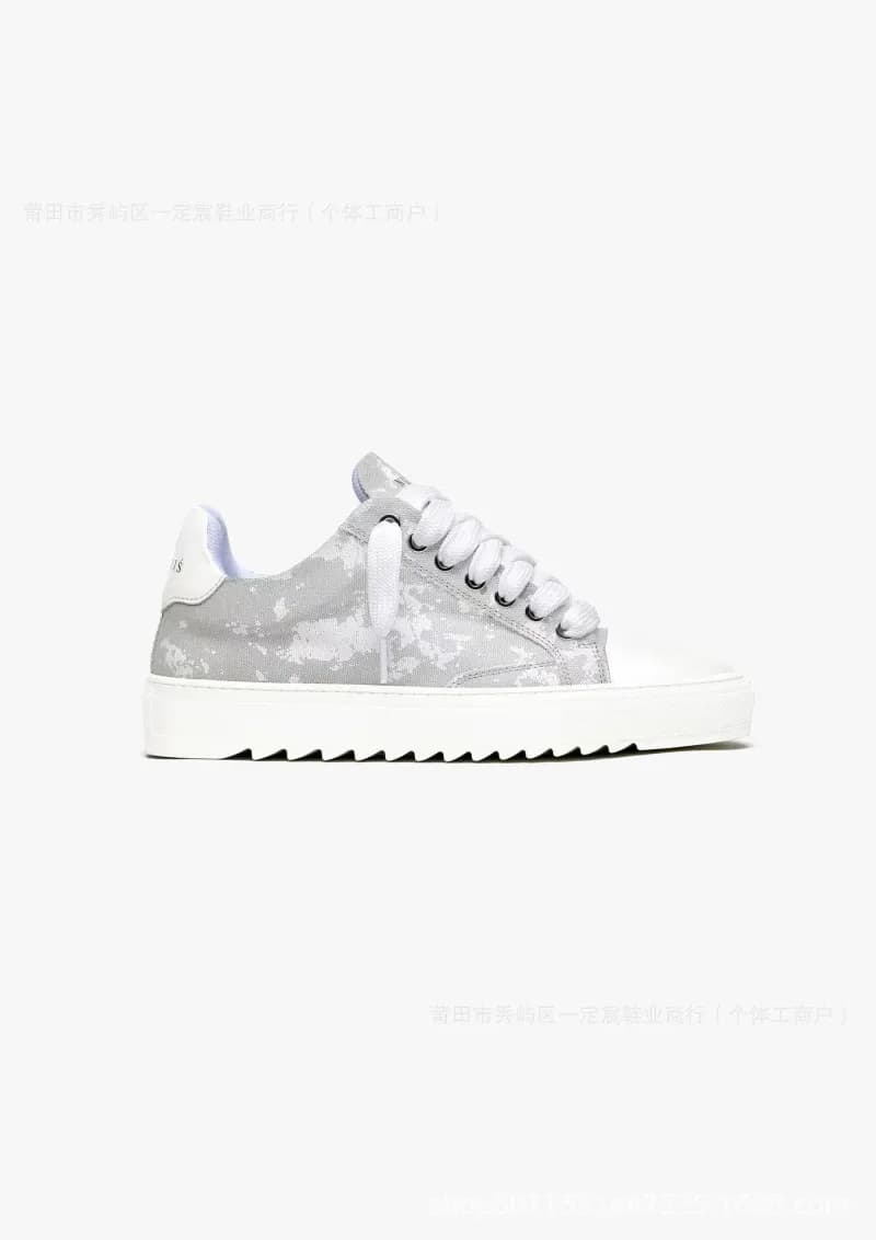 Low Sneaker Camouflage Print