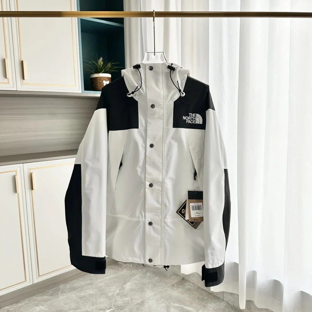 The North Face Mountain Light Jacket White/Black