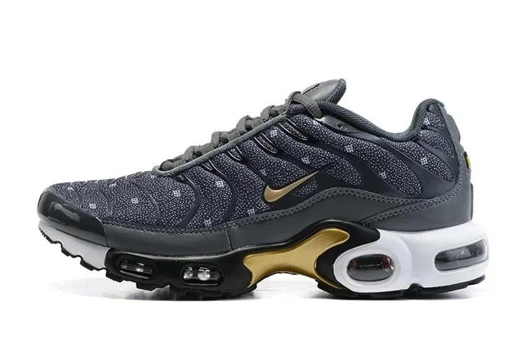 Nike Air Max Plus Sunset — 21