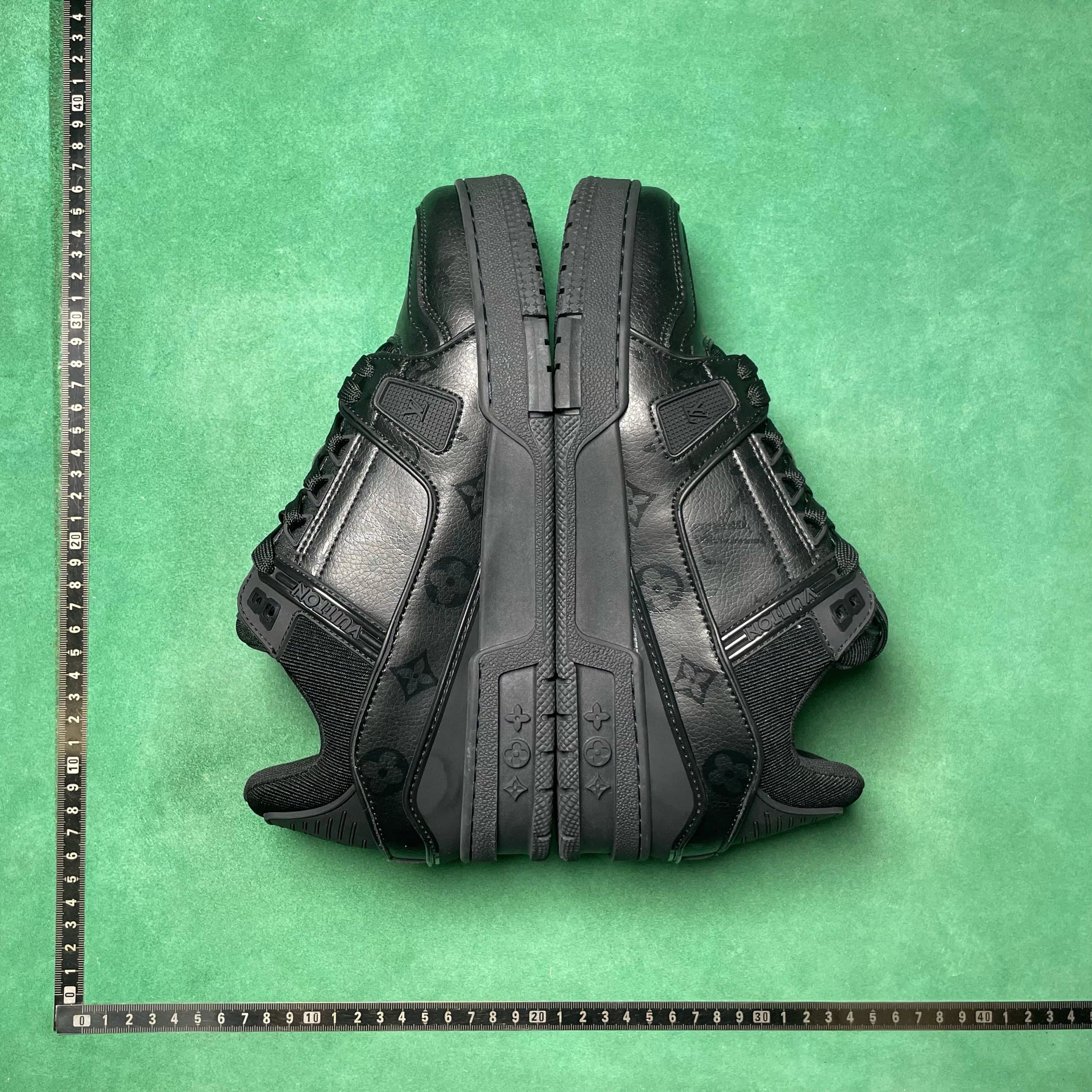 Louis Vuitton LV Trainer Monogram Eclipse — 15号黑色