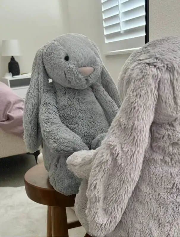 Be@rbrick Bashful Bunny Medium Grey