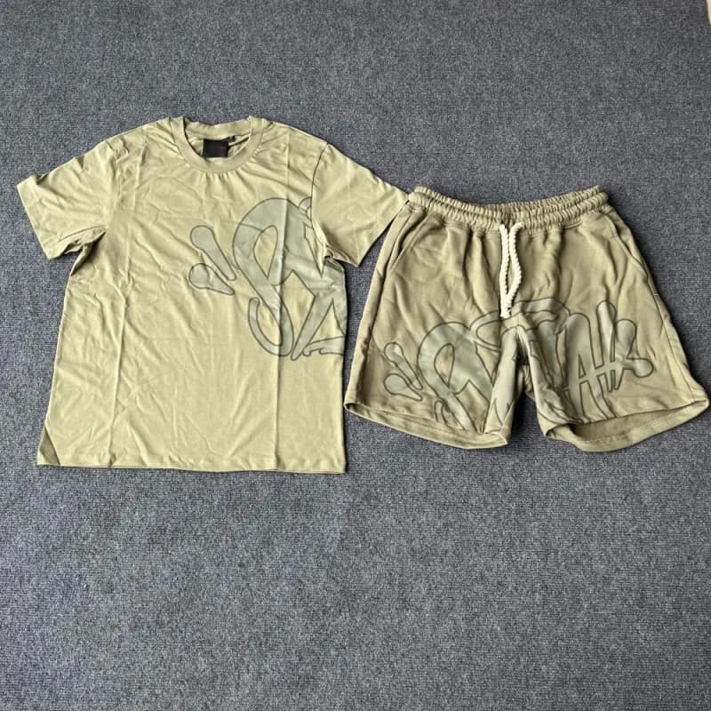 Fear of God Essentials T-Shirt and Shorts Set Graffiti Logo