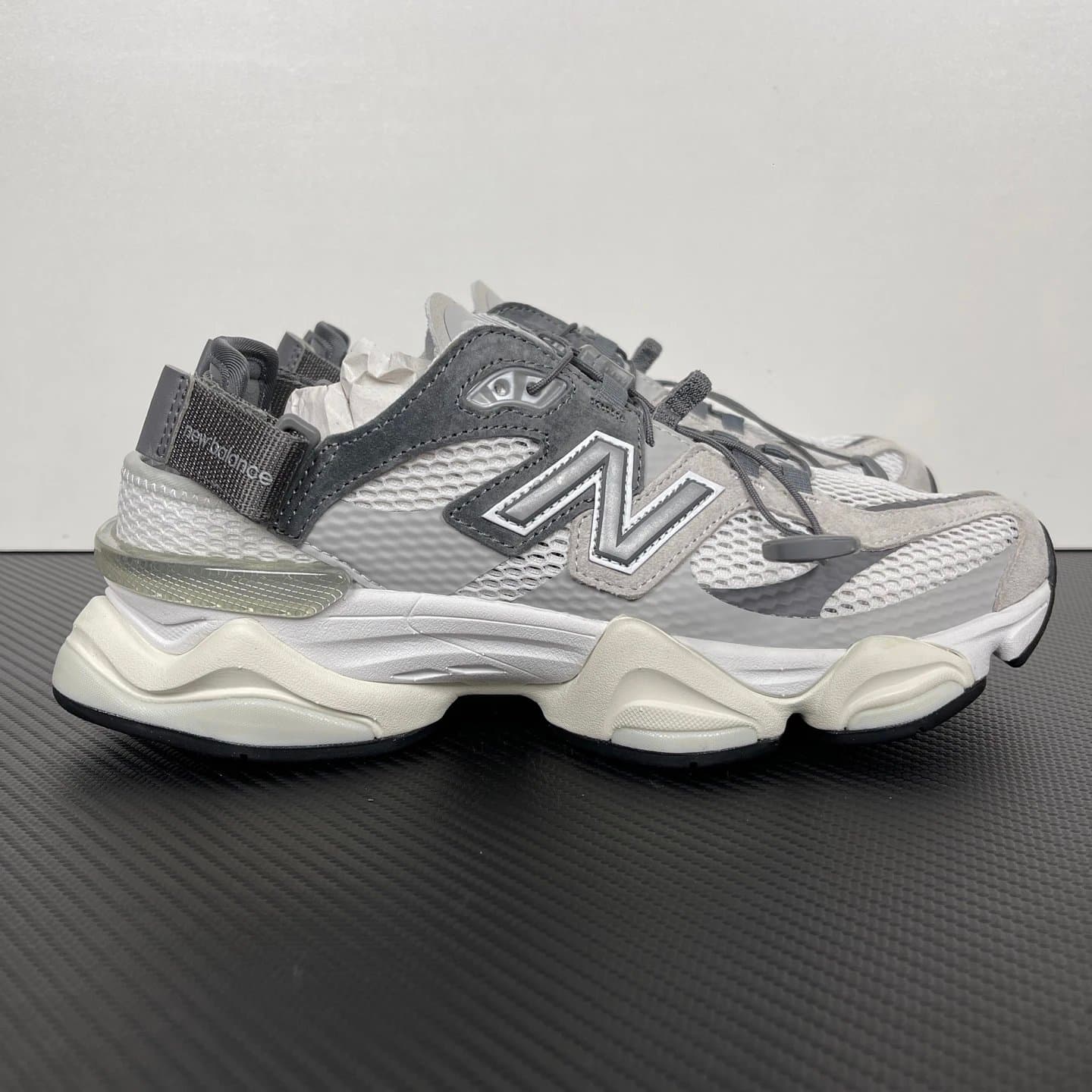 New Balance 2002R Mint Green — C版 · NB9060灰白U90603FA