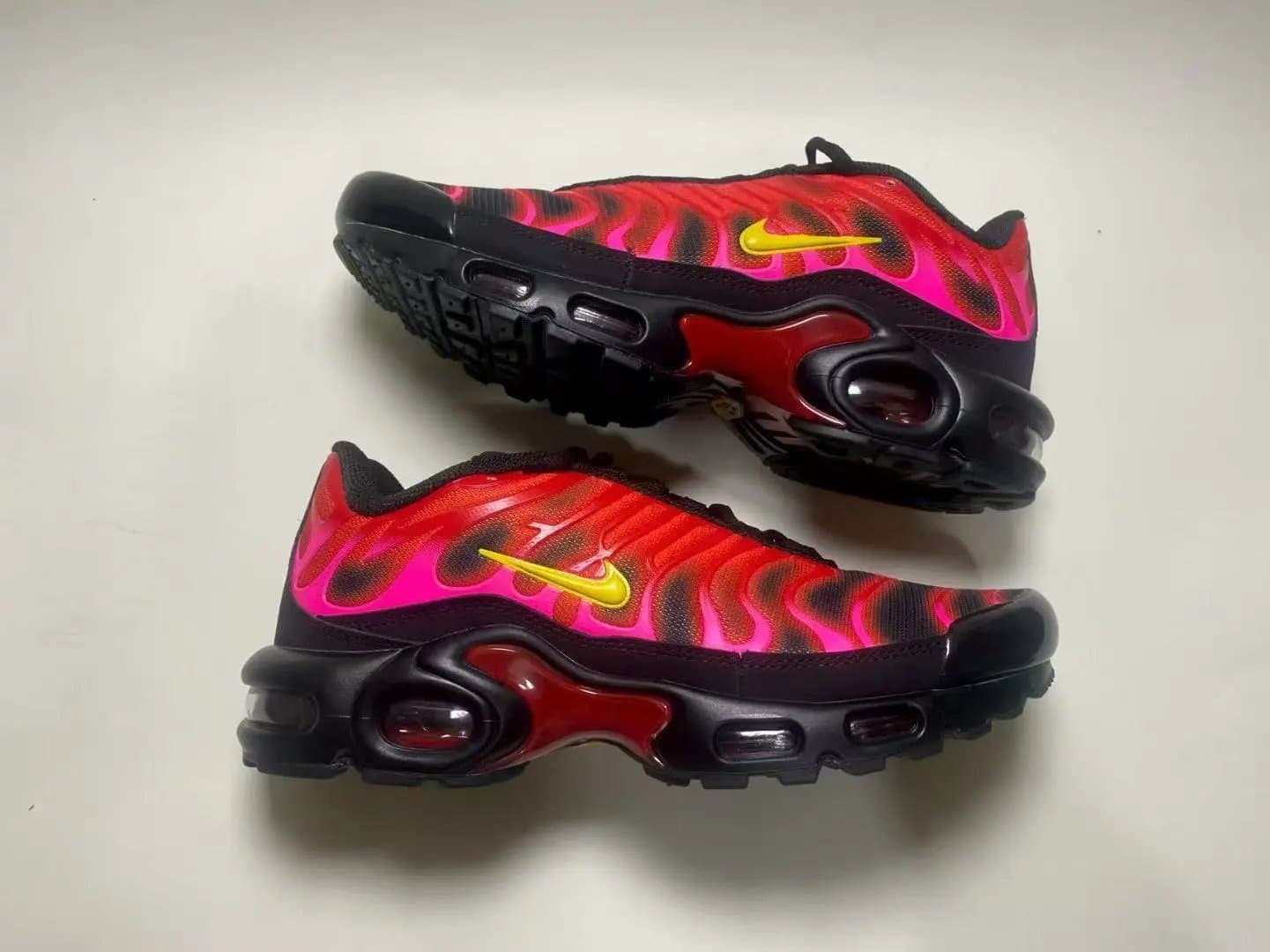 Nike Air Max Plus Flame