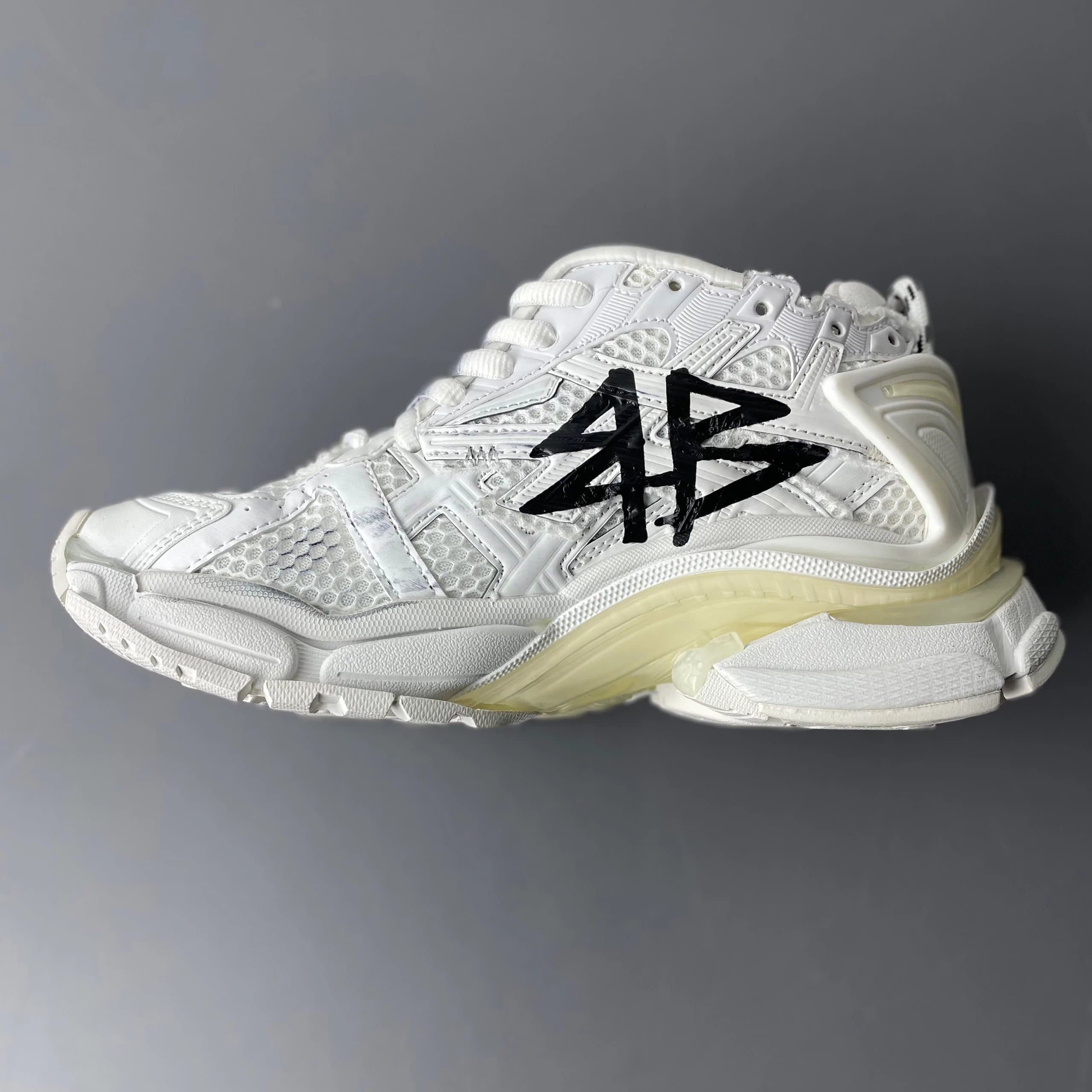 Balenciaga Speed Trainer Runner — 白涂鸦