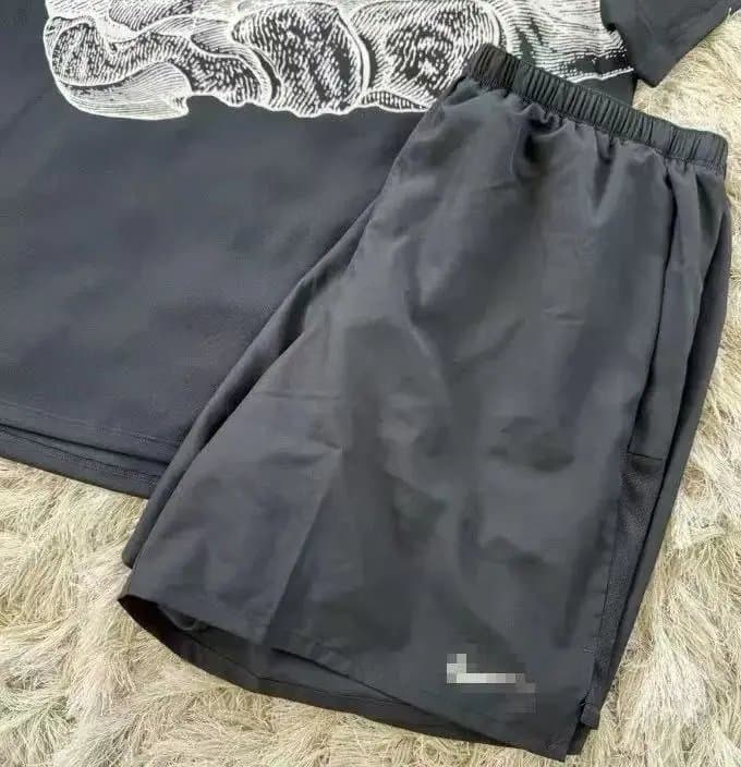 Under Armour Track Pants Lightweight Tech — NK黑色短裤