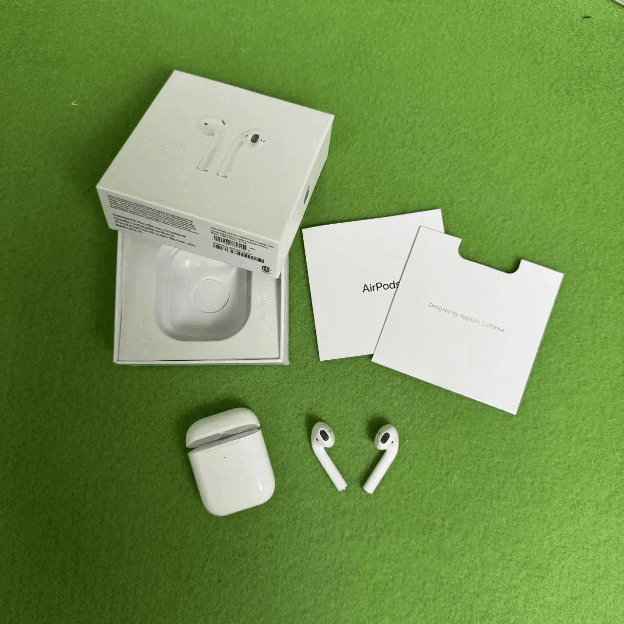 Apple AirPods Wireless Earbuds