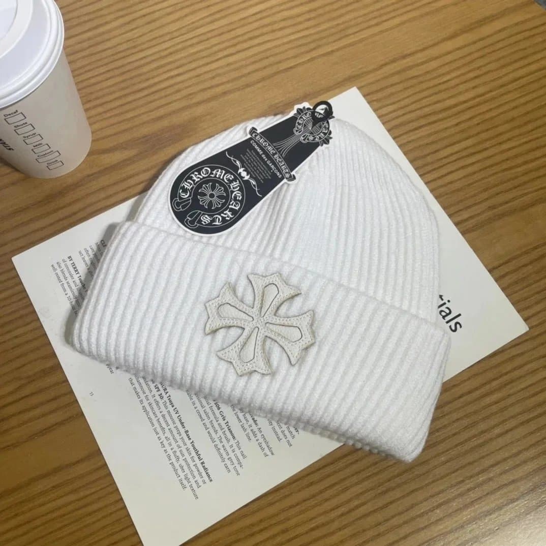 Chrome Hearts Beanie Cross Logo Cuff — 白色