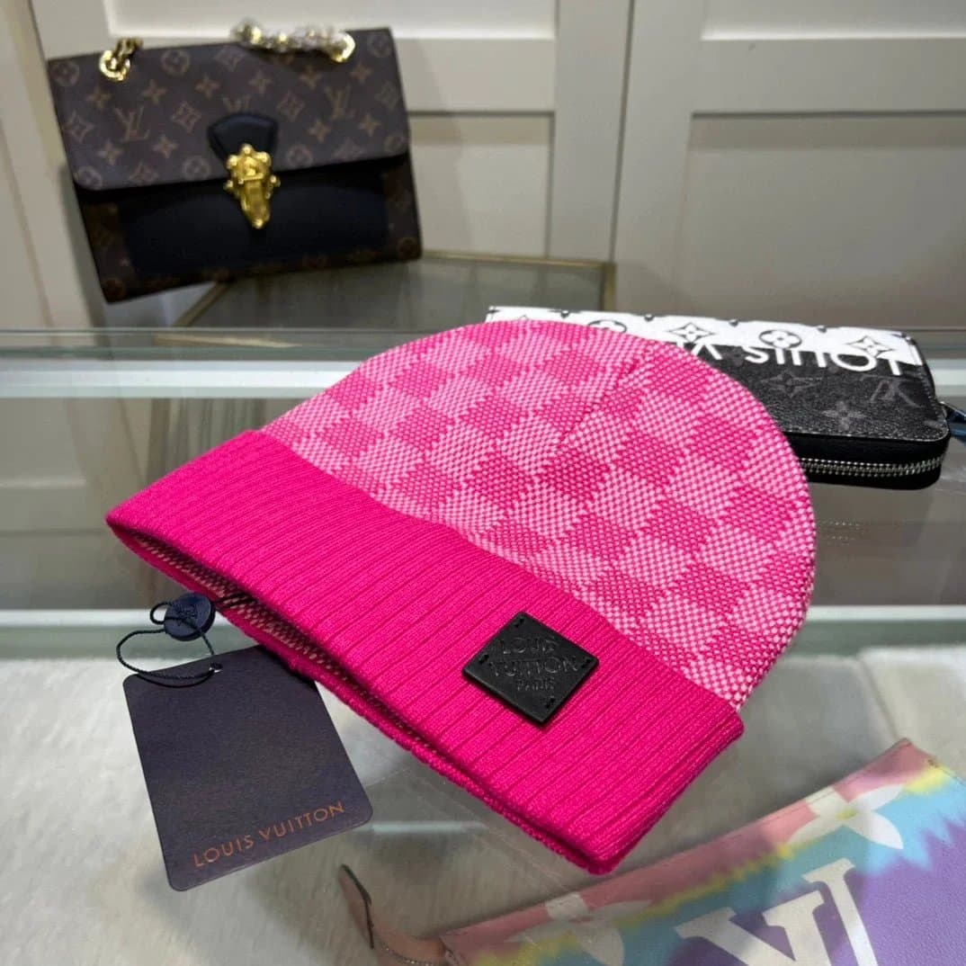 Louis Vuitton Beanie Damier Check