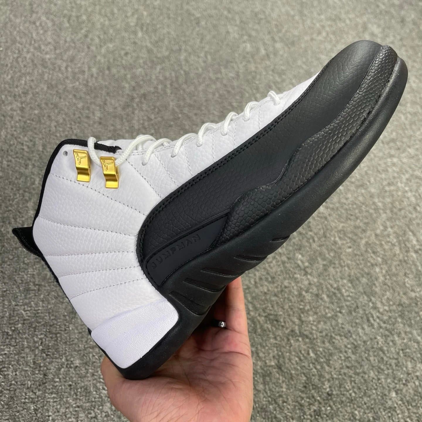 Air Jordan 12 Taxi