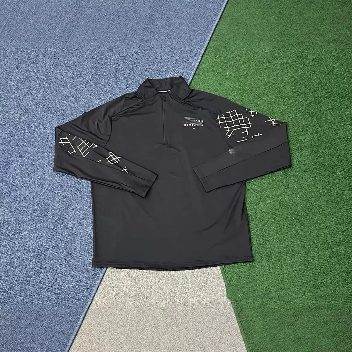 Nike × Off-White Windrunner Jacket Neuron Print — 35