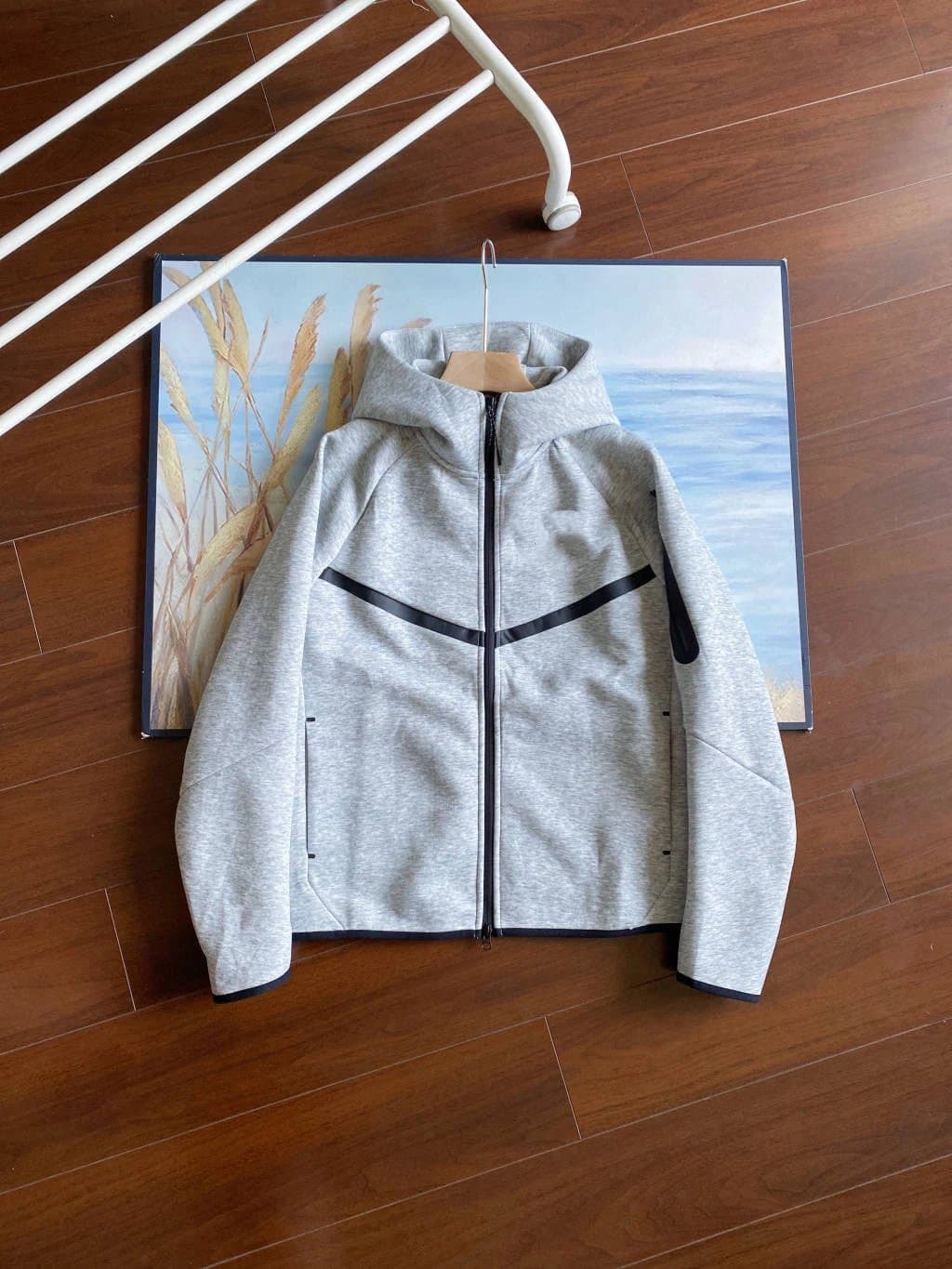 Nike Tech Fleece Hooded Jacket Brown — 灰色外套