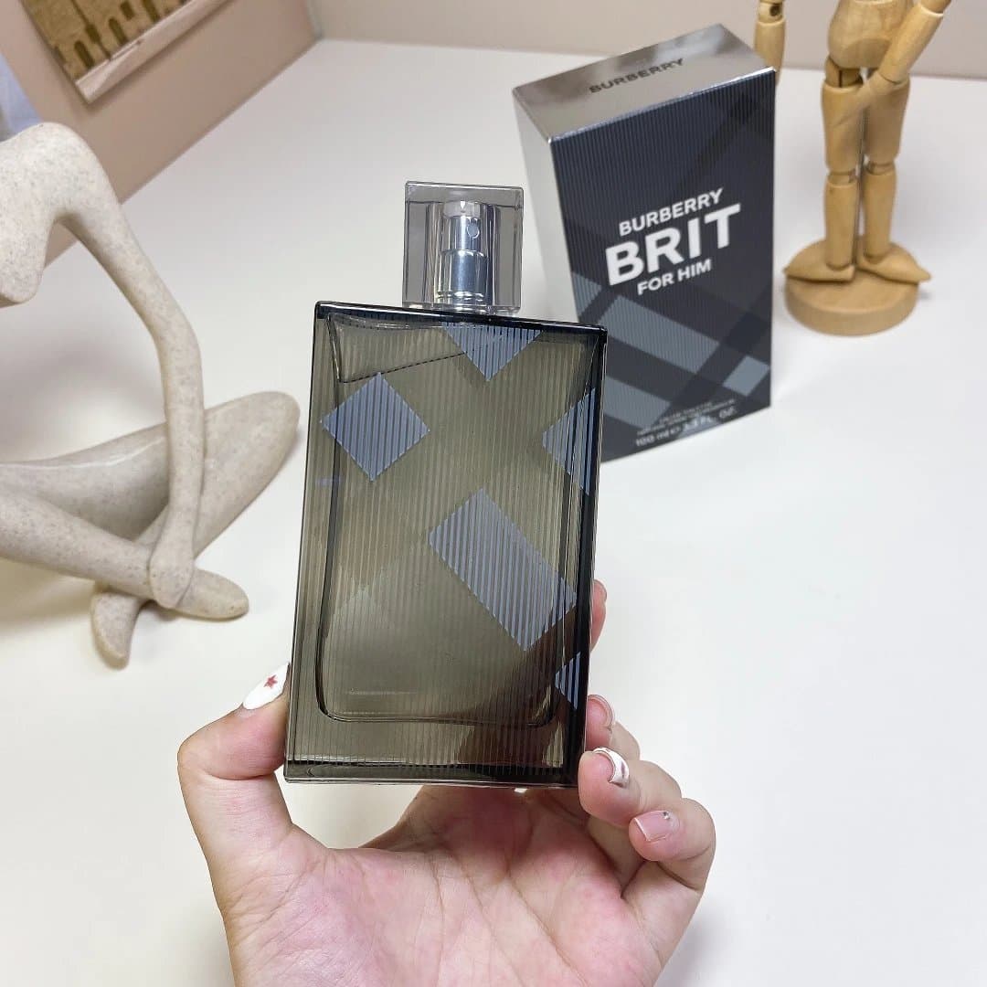 Burberry Hero Eau de Parfum — 英伦风格edt