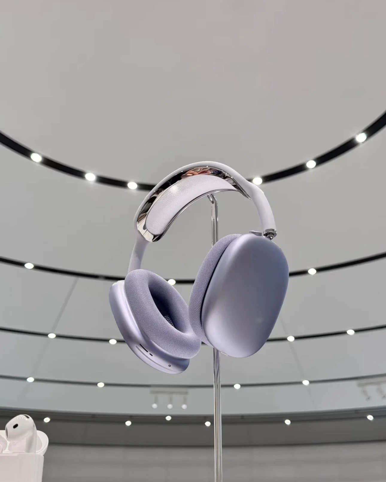 Apple AirPods Max Sky Blue