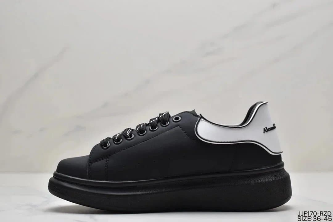 Alexander McQueen Oversized Sneaker Black/White
