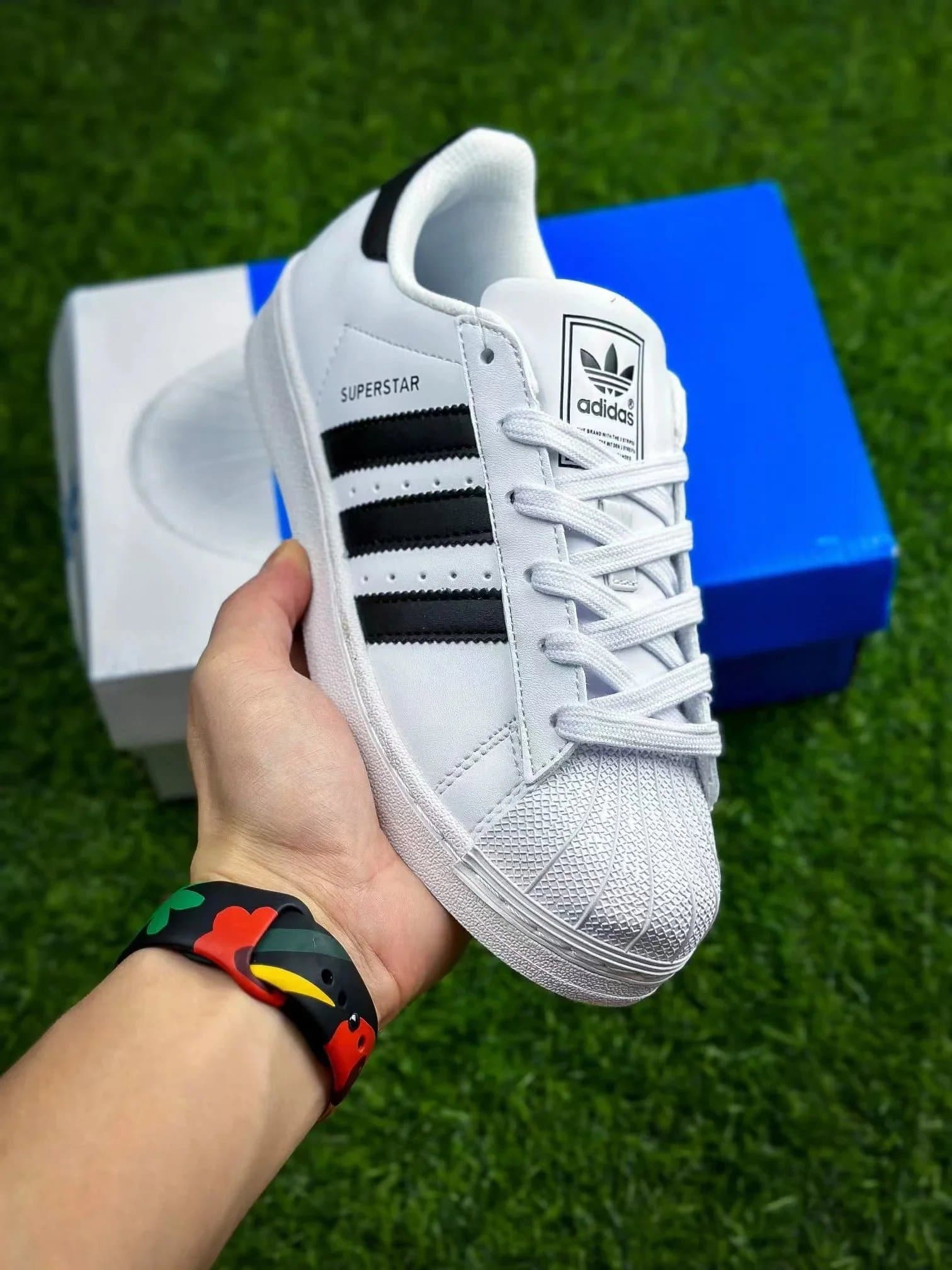 Adidas Superstar Metallic Silver — 21
