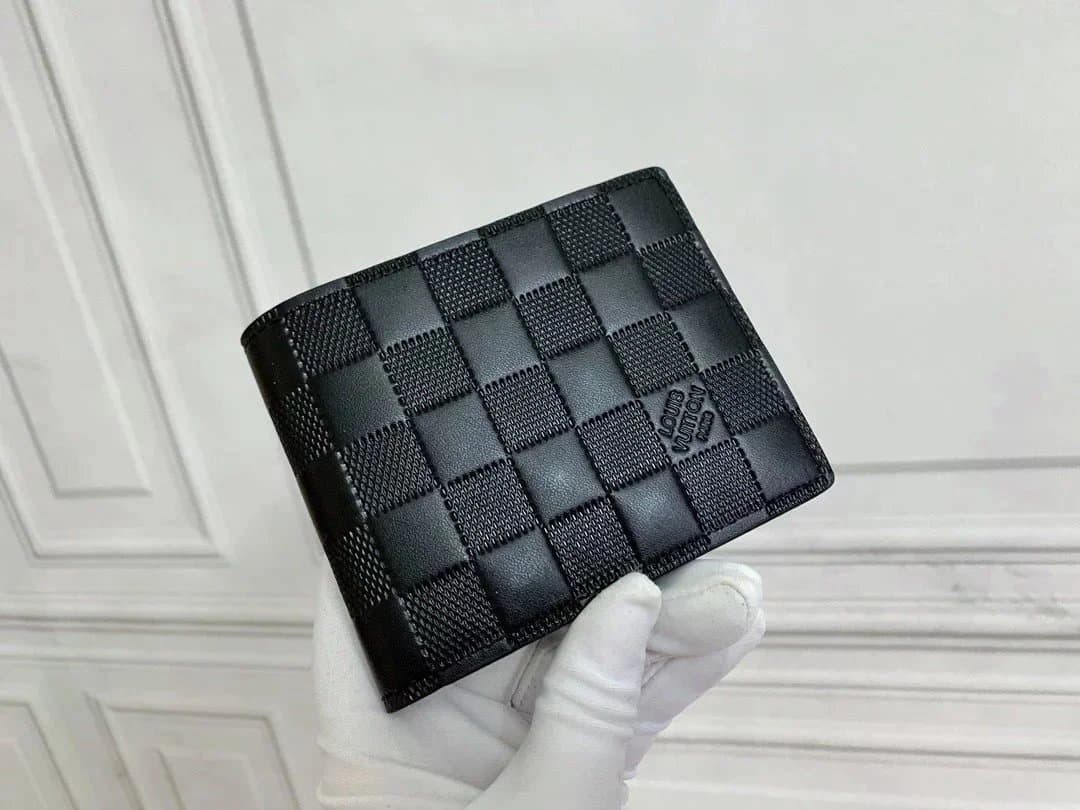 Louis Vuitton Bifold Wallet Monogram Eclipse — 压格