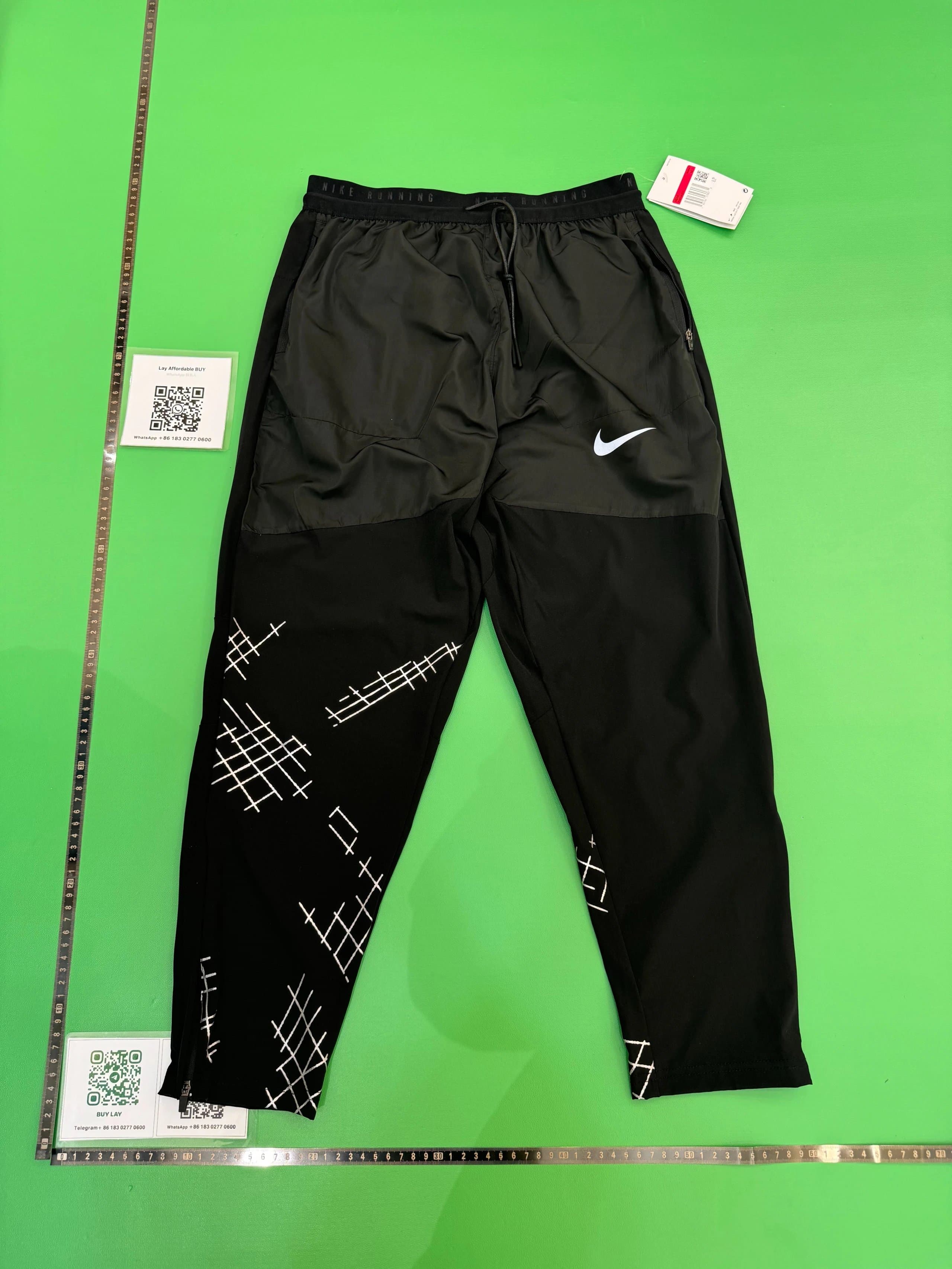 Nike Windrunner Jacket Black/White/Mint Swoosh — 运动裤3