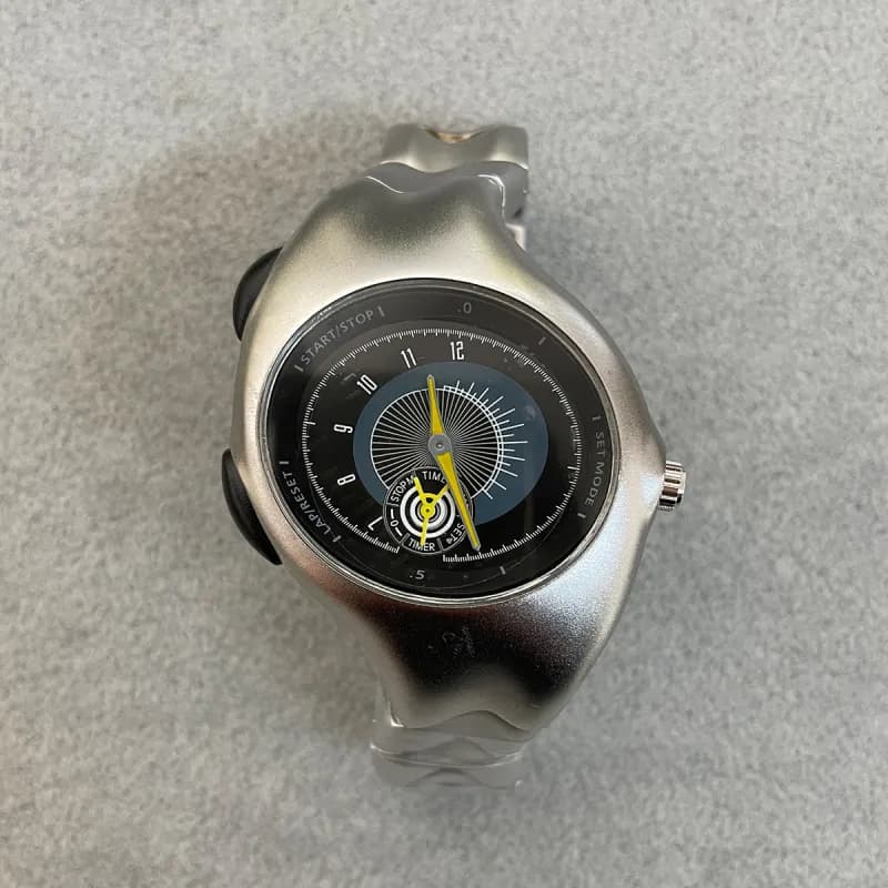 Apple Watch Custom Case with Analog-Digital Dial